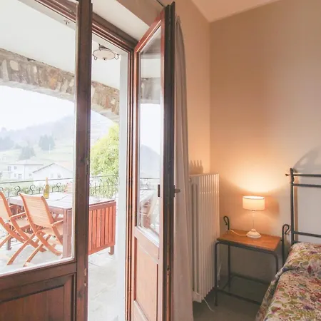 アパート Casa Mathilda & La Finestra Sul Lago ムッソ